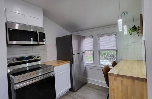 West Lawn Apartment | West Lawn Retreat