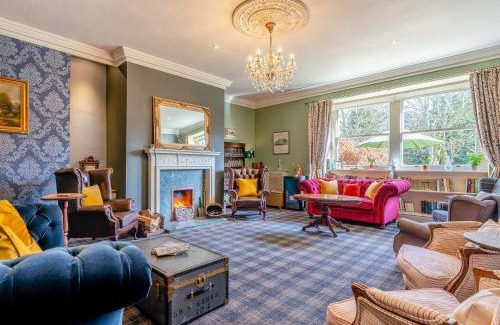 East Layton House | West Layton Manor