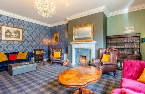 East Layton House | West Layton Manor