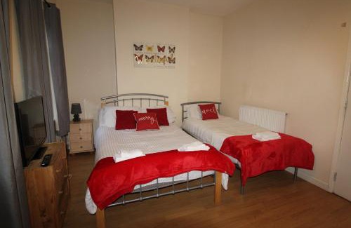 Clowne House | West Lea House