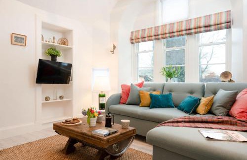 Kincraig House | West Lodge - Seasgair Lodges