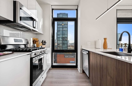 West Loop Apartment | West Loop Oasis: Walk to Dining, Private Balcony