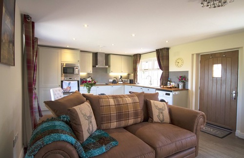 Thornton Hough Cottage | West Mead Cottage