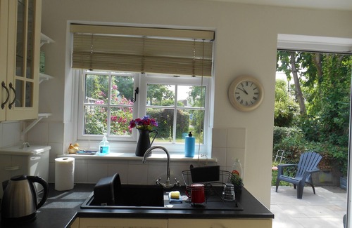West Mersea Cottage | West Mersea Cottage, Coast Road. Beach/sea area. Some Aug and Sept availability