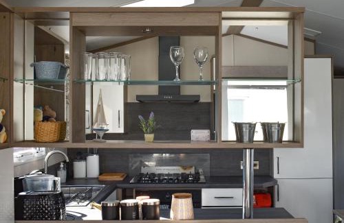 Layer Marney House | West Mersea Park