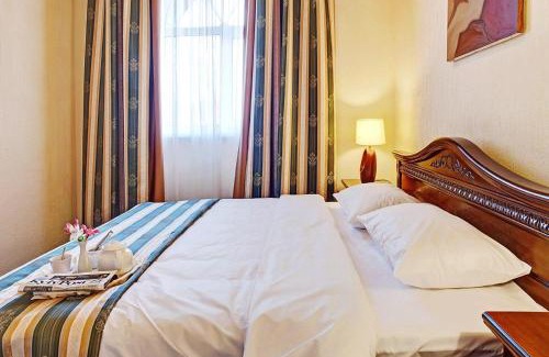 Sofiivska Borshchahivka Hotel | West Park Hotel