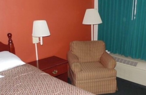 Sandusky Hotel | West Park Inn