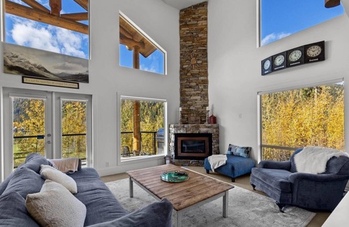 Fairways House | West Pine Lodge 3 Bedroom Home