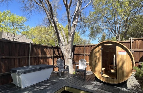 Plano House | West Plano - Sauna/Cold Plunge/Hot Tub
