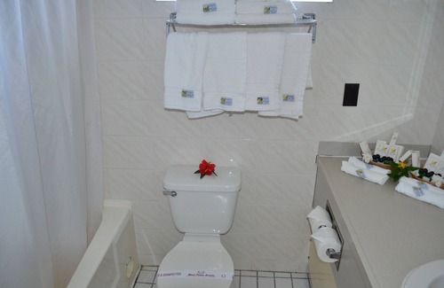 Malakal Island Hotel | West Plaza Hotel Malakal