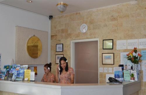 Malakal Island Hotel | West Plaza Malakal