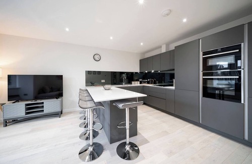 Broughty Ferry Apartment | West Queen Street Apt - The Luxe Life