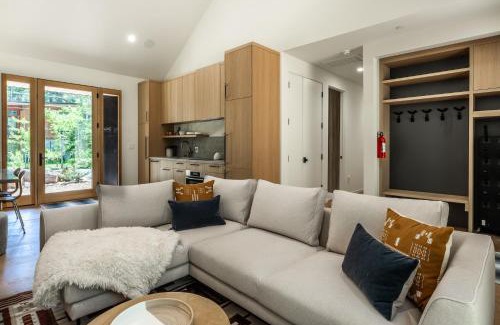 Tahoe Pines House | West Shore - Blackwood Basecamp