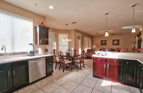 Fletcher Heights House | *West-Side Oasis Professionally sanitized