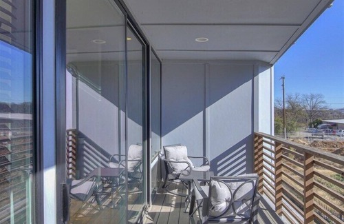 Nashville House | West Side Townhome Close To Downtown!
