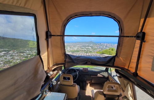 Maili House | West Side Westy - 1985 VW Westfalia