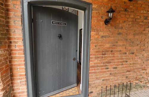 Retford House | West Stable