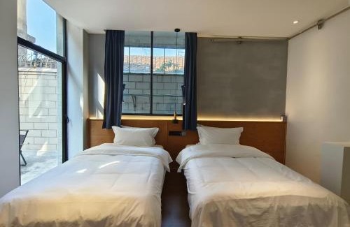 Licheng District House | West Street Hills Travel B&B