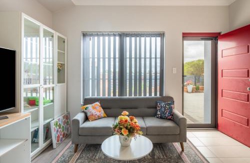 Caversham Bed & Breakfast | West Swan B&B
