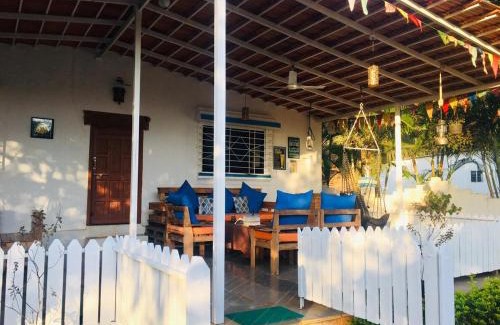 Paud House | West Valley Farm Villa