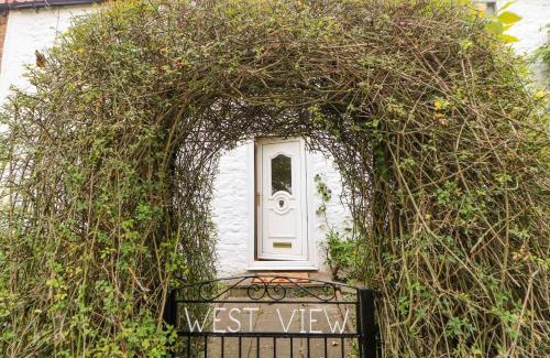 Melmerby House | West View