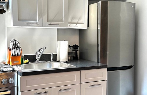 West Village Apartment | West Village Lush Green