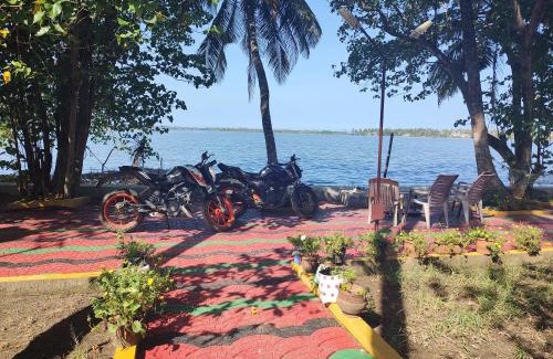 Kumbalangi House | West Wind Homez - Home Stay