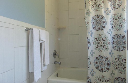 Abbeville Hotel | Westbrook Motel