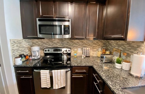 Woodlake - Briar Meadow Apartment | Westchase Long term Pool King Bed fully equipped