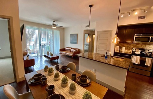 Woodlake - Briar Meadow Apartment | Westchase Modern Longterm pool view 2B2B King
