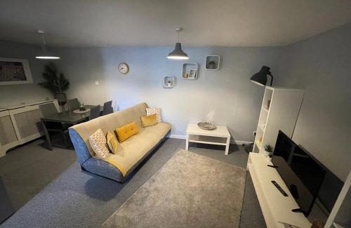 Brecon House | Westend Holiday Let 2 Brecon