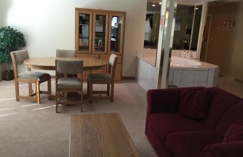 Grande Prairie Hotel | Western Budget Motel #2 Grande Prairie