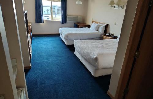 West End Hotel | Western Executive Inn