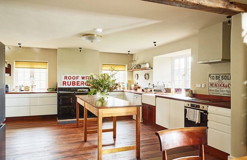 Christchurch Other | Western Farmhouse