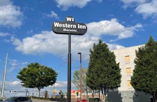 Cumberland Hotel | Western Inn Marietta