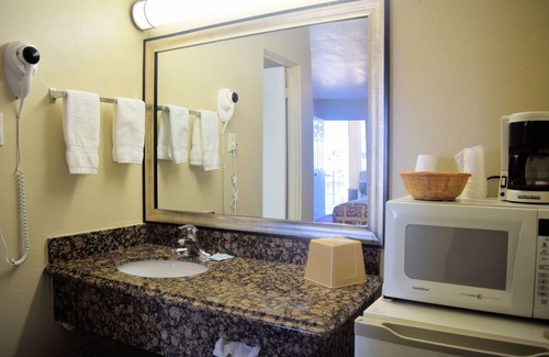 Taft Hotel | Western Inn & Suites