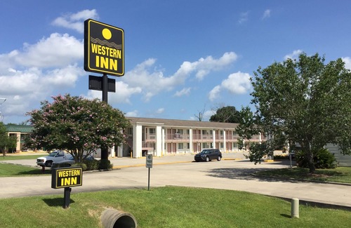 Gonzales Hotel | Western Inn