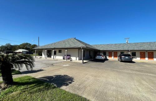 West Columbia Hotel | Western Inn