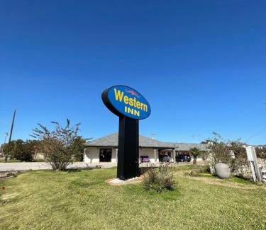 West Columbia Hotel | Western Inn