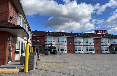 Whitecourt Apartment | Western Long Stay Whitecourt 1