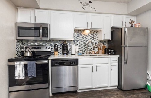 Fort Worth Apartment | Western Modern 2 Story Townhome - Pool, Gym, Park