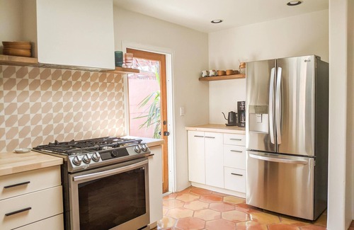 Blenman-Elm House | Western Moon - Private Retreat with Pool and Hot Tub