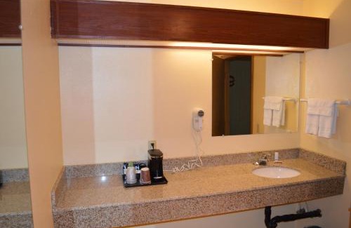 Junction City Hotel | Western Motel