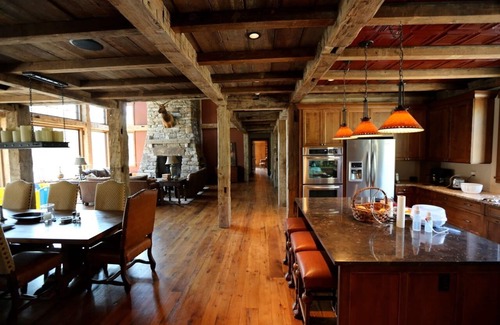 Jamaica House | Western Mountain Lodge on River and Close to Stratton
