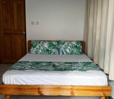 Port Glaud Apartment | Western Ocean Breeze Self Catering
