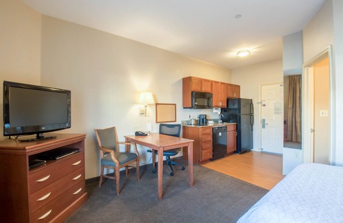 Parachute Hotel | Western Slope Suites