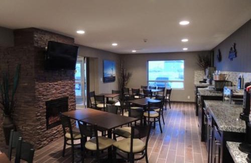 Esterhazy Hotel | Western Star Inn & Suites Esterhazy
