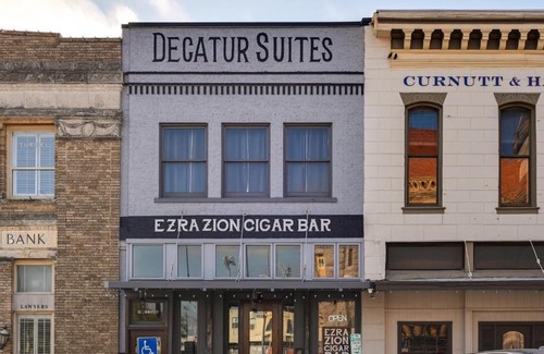 Decatur Apartment | Western-Themed Decatur Studio on Main Street!