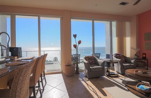 Galveston Apartment | Western Waves Dreamy Diamond Beach Condo - Mind-blowing Views Amenities