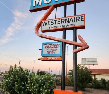 East Mesa Hotel | Westernaire Motel